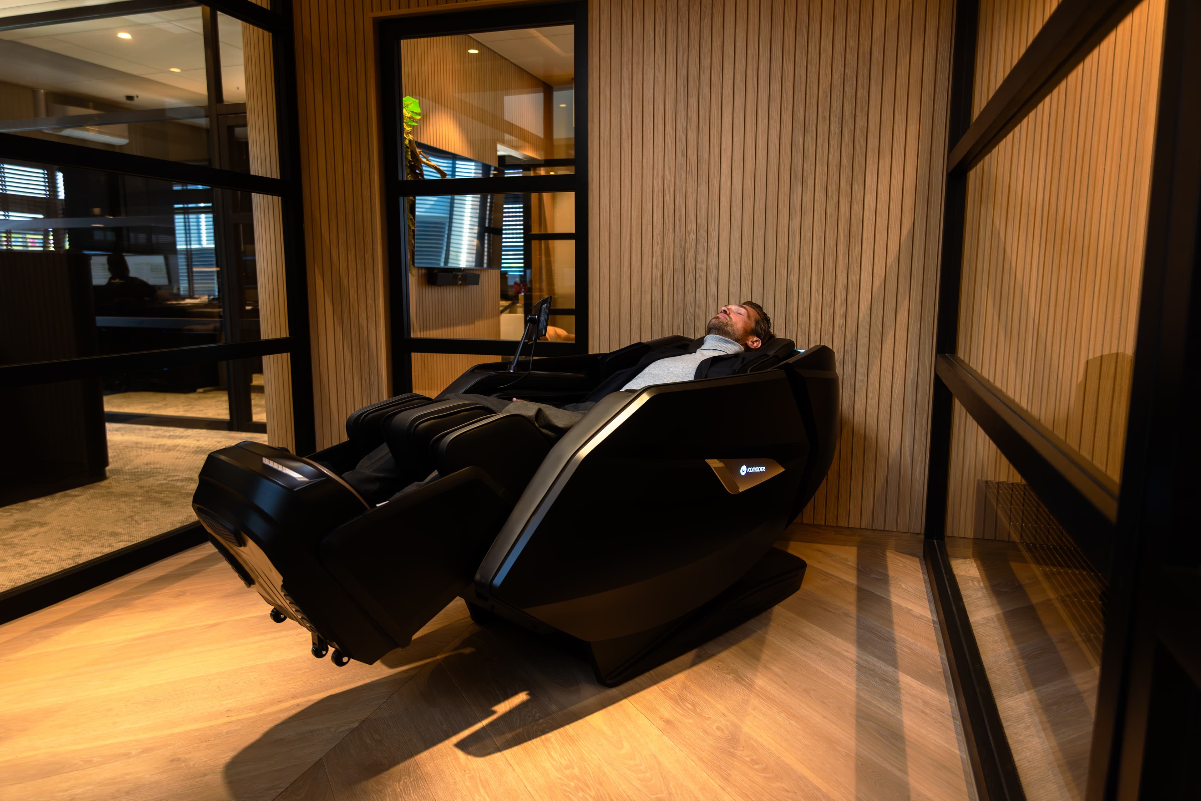 3 Zero Gravity Positions