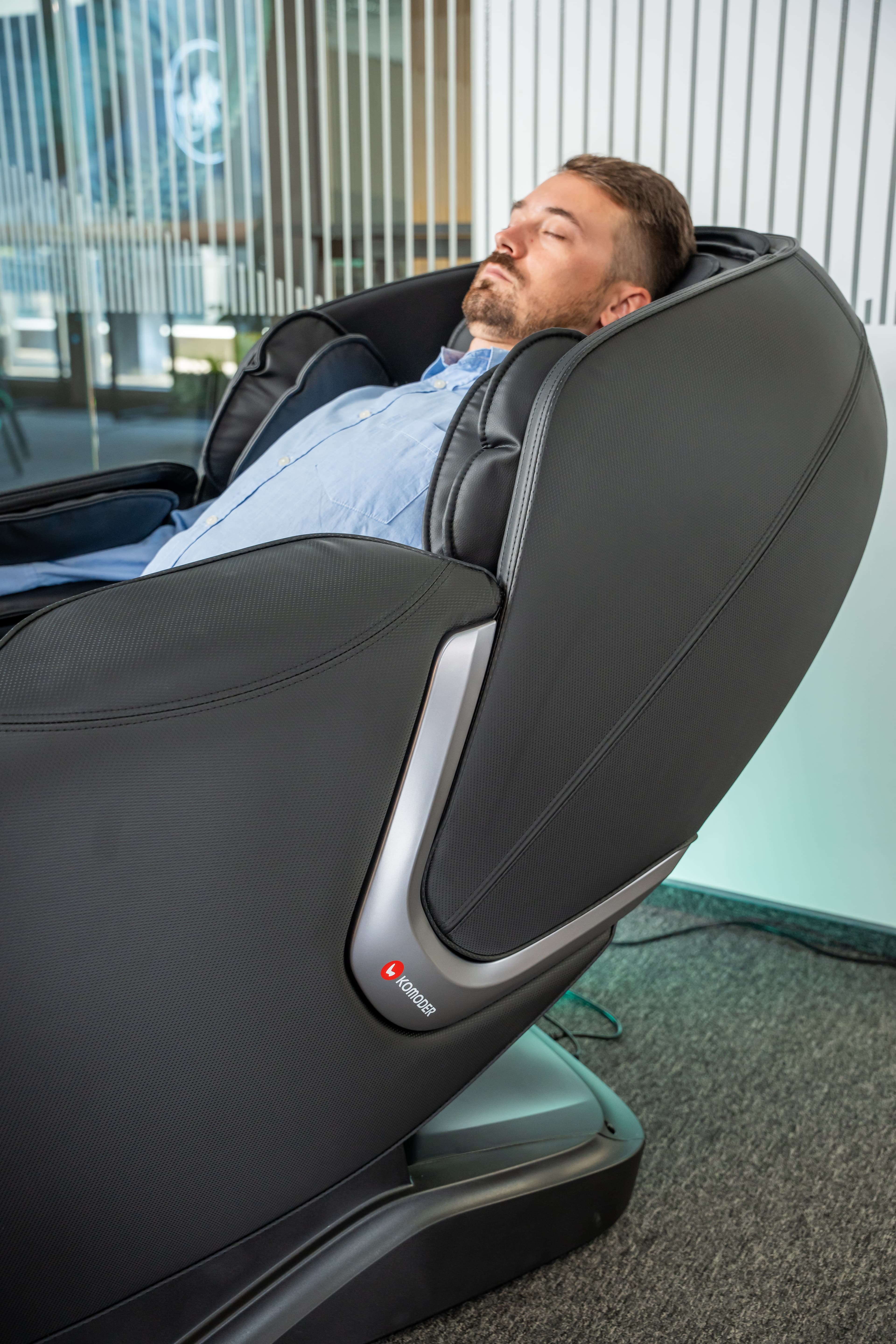 Advanced massage technology at your own office!